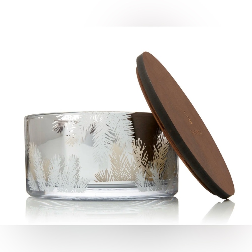 Frasier Fir® Statement Large 4-Wick Poured Candle 40oz